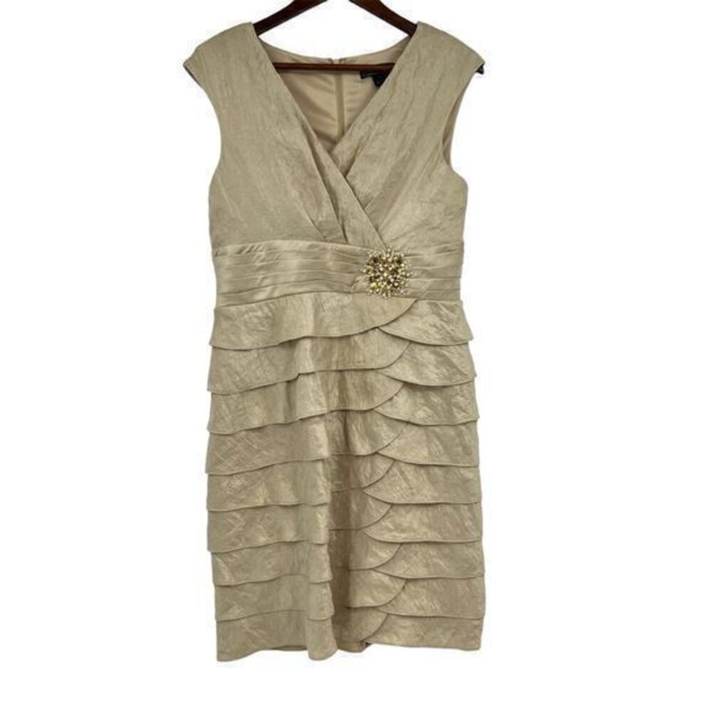 Jessica Howard plus size gold shimmery layered sleeveless party dress size 14